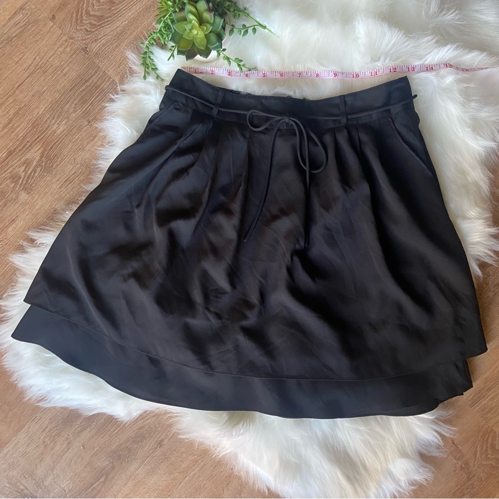 Light weight black flowing mini skirt with pockets